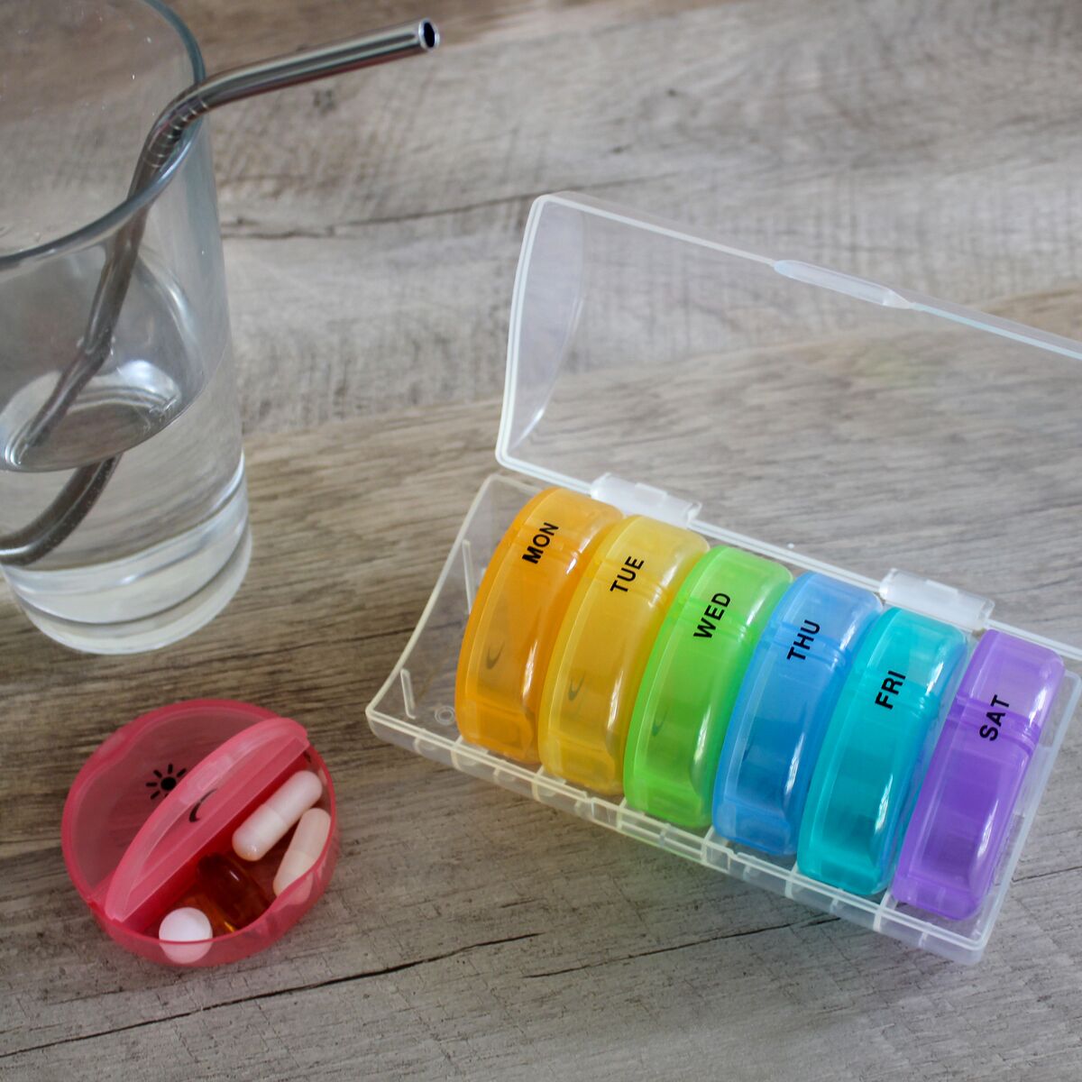 weekly rainbow am/pm pill organizer
